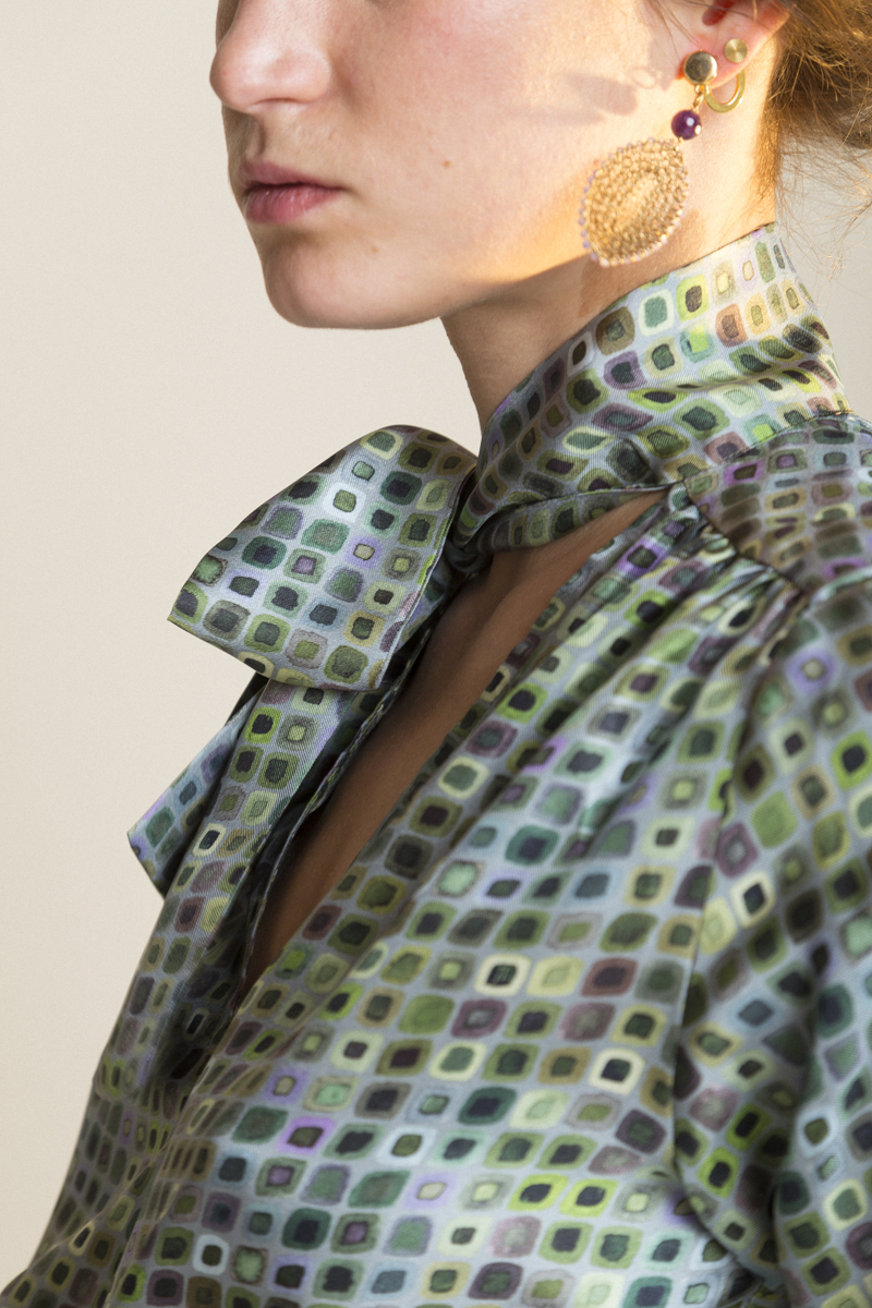 Victoria blusa in Mini Mosaico Salvia