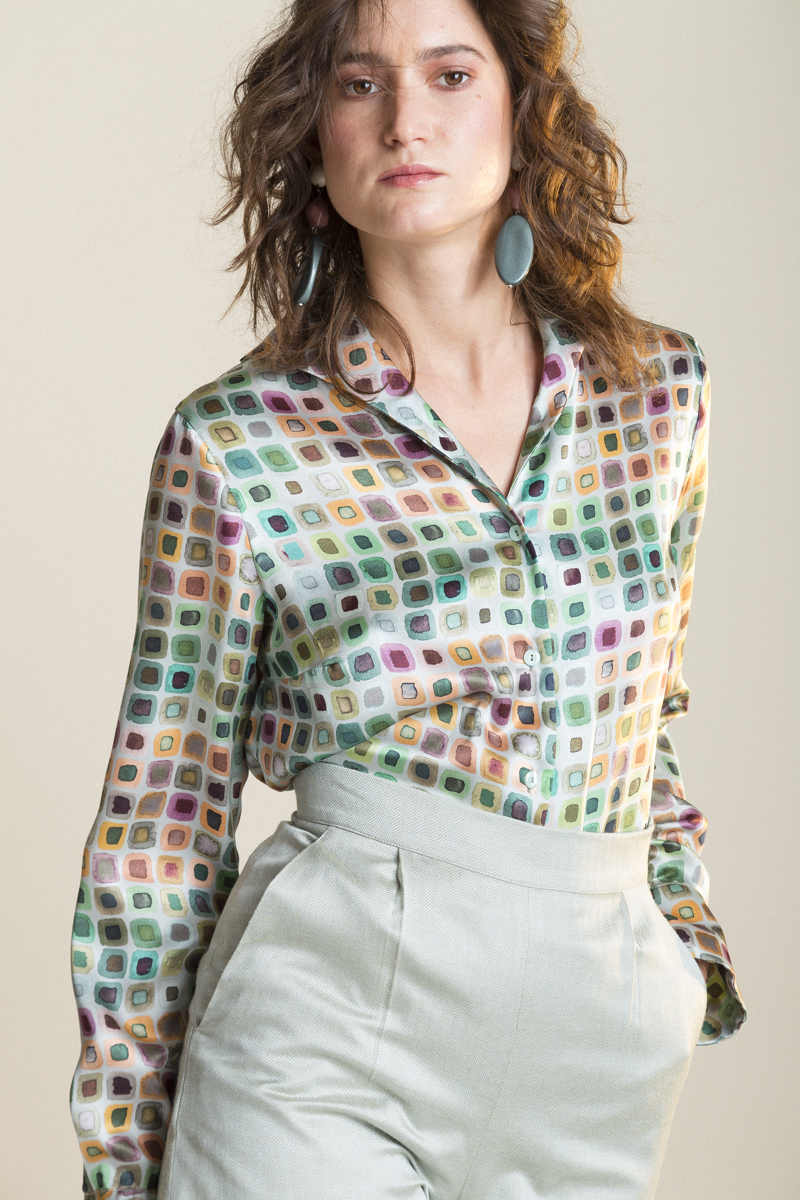 Peggy Shirt in Duck Egg Mosaico