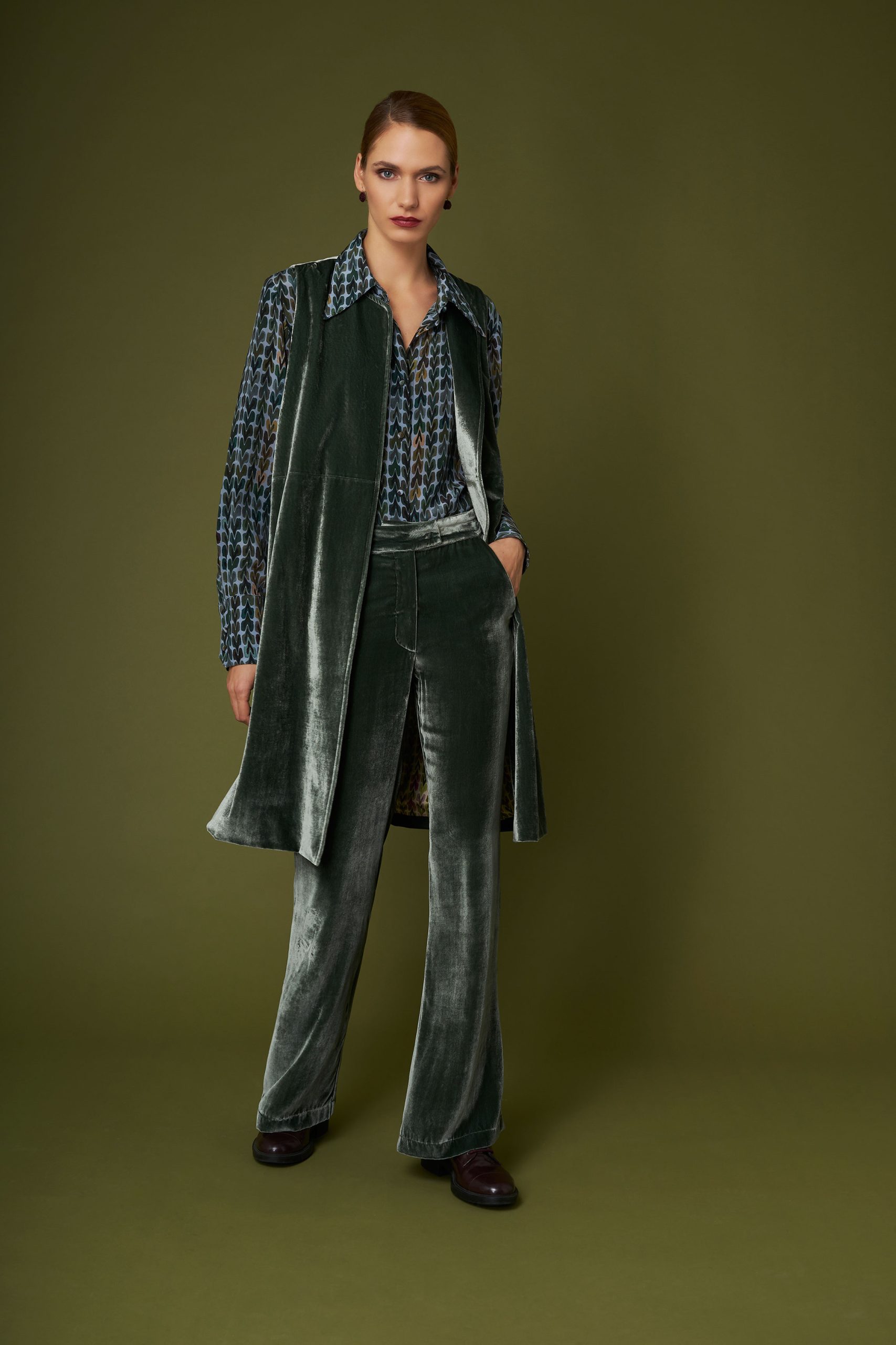 Jacqui spolverino lungo in Cypress Green