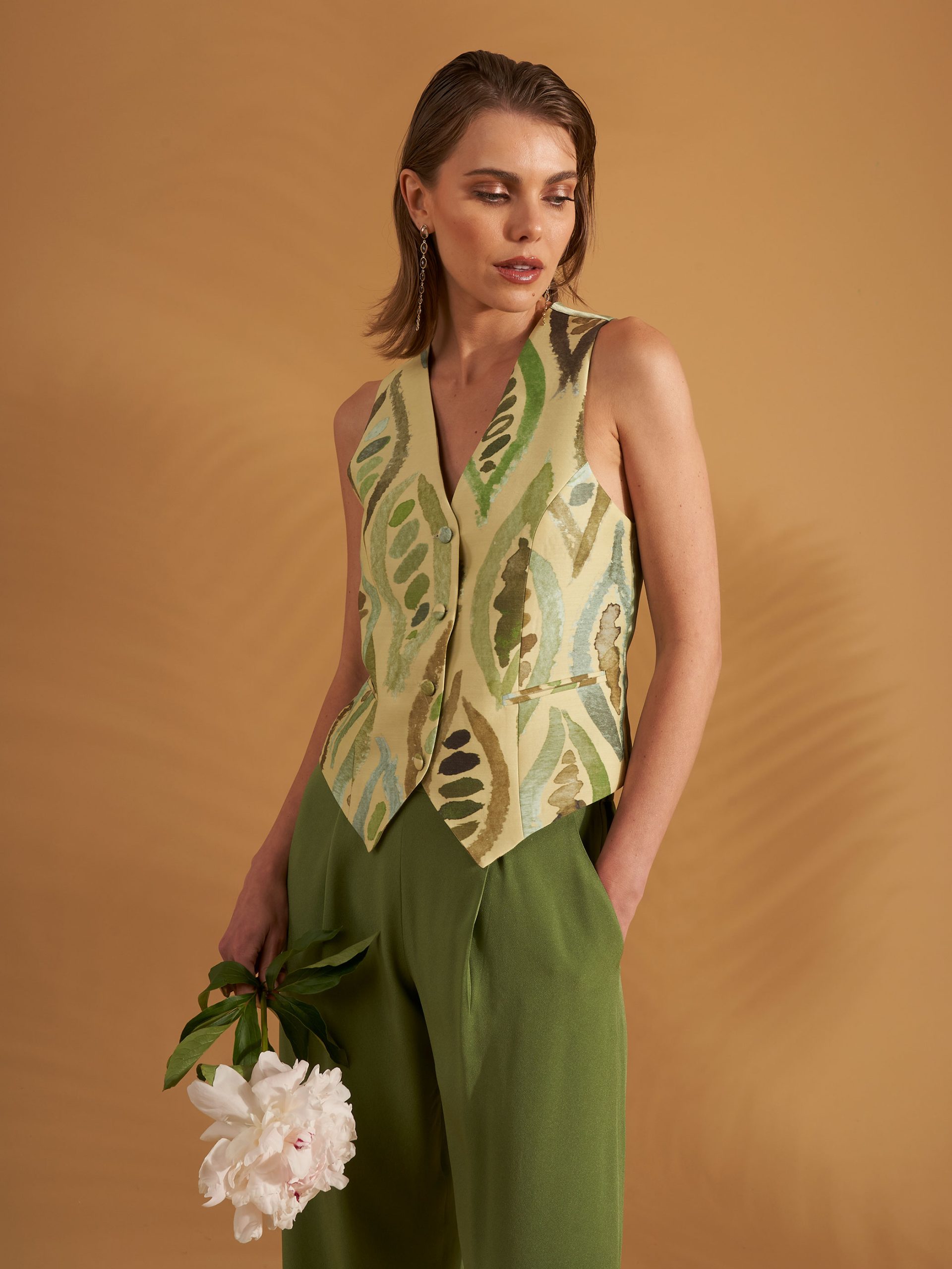 Joanna_Lyle_Look7_410web