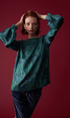 Costanza Blouse in Emerald Frecce